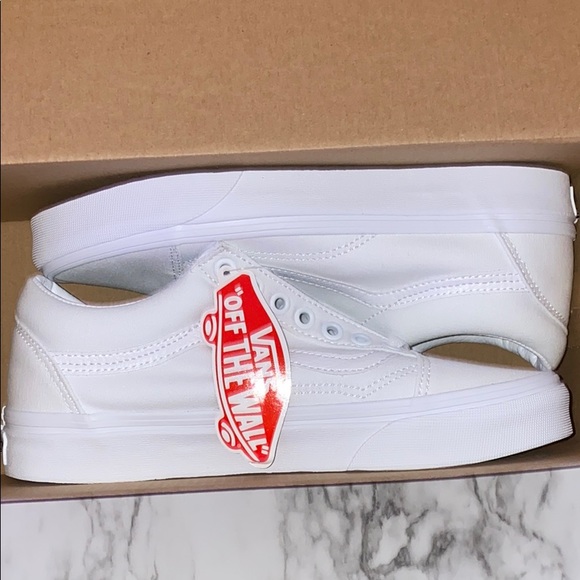 white vans in box